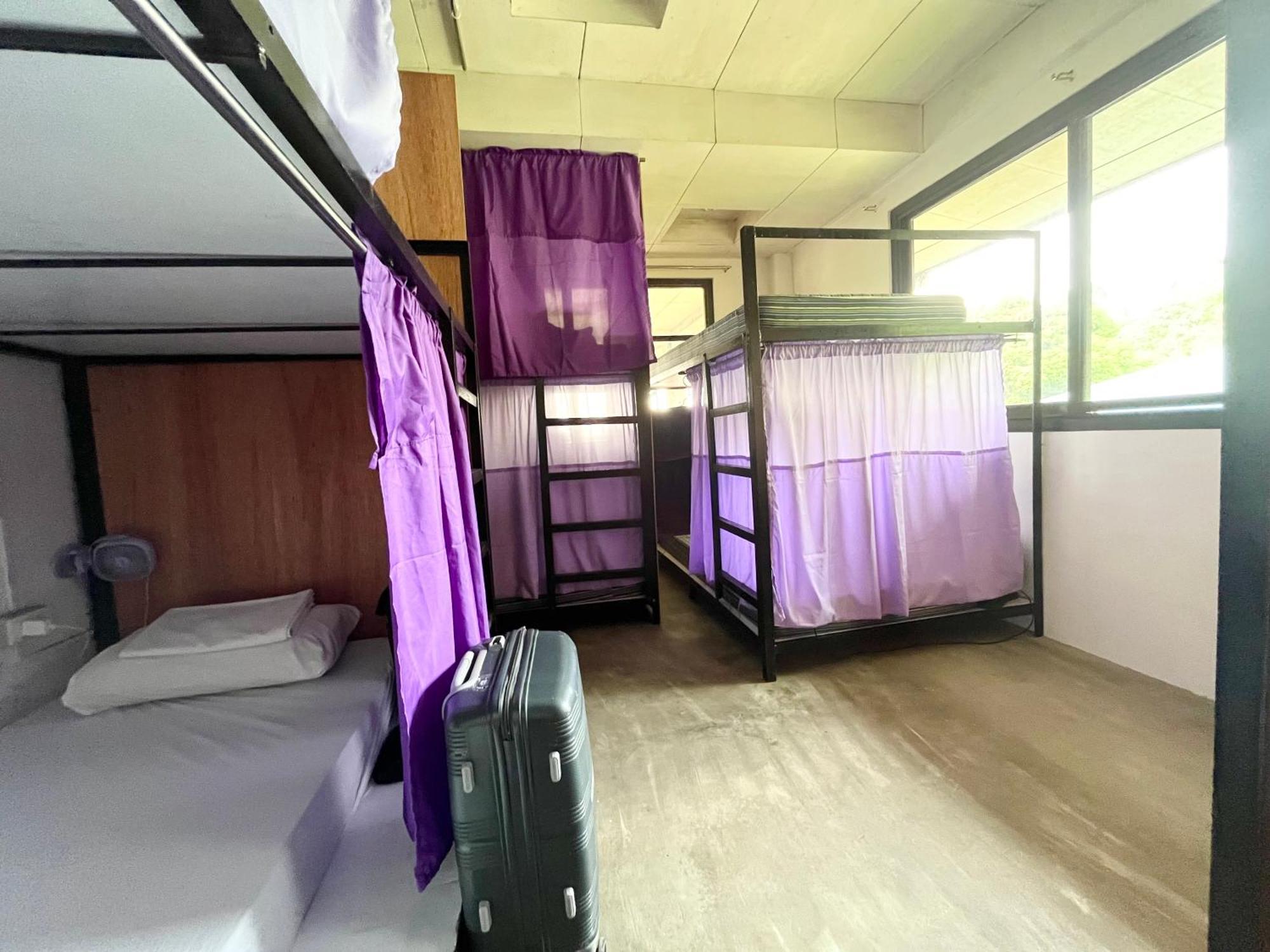 פוארטו גאלרה Uncharted Hostel מראה חיצוני תמונה